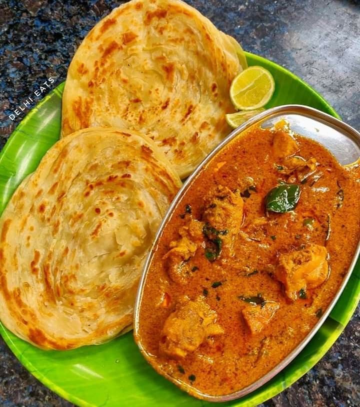 Ring Parotta With Chettinad Chicken Gravy- Non Veg